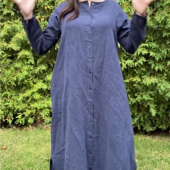 Navy Blue Button-Down Maxi Dress - Picture 2 of 3